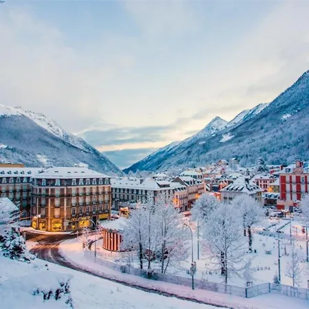 2 Chambres, 8 Couchages, Centre-ville Cauterets, Wifi Gratuit, Parking A Proximite - Fr-1-234-89 Cauterets