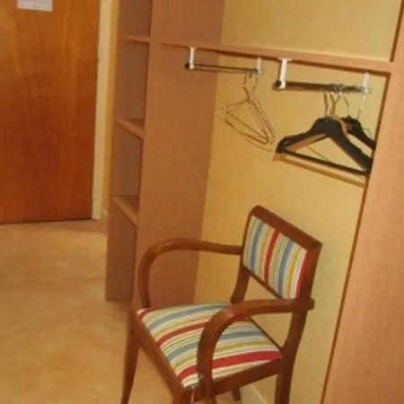 2 Chambres, 8 Couchages, Centre-ville Cauterets, Wifi Gratuit, Parking A Proximite - Fr-1-234-89 Apartment Cauterets
