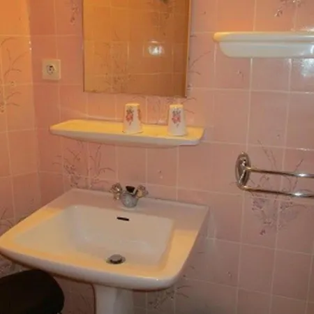 アパート 2 Pieces, Proche Thermes Et Pistes, Wifi Inclus - Fr-1-234-118