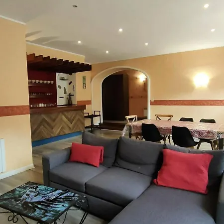 2 Chambres, 8 Couchages, Centre-ville Cauterets, Wifi Gratuit, Parking A Proximite - Fr-1-234-89