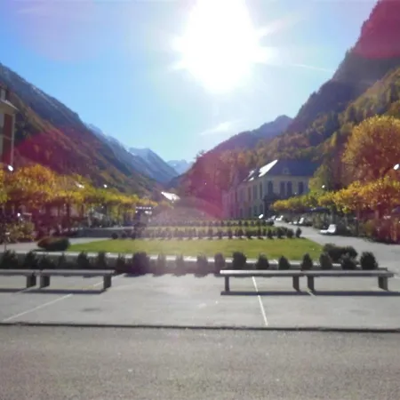 Apartment 2 Chambres, 8 Couchages, Centre-ville Cauterets, Wifi Gratuit, Parking A Proximite - Fr-1-234-89 *