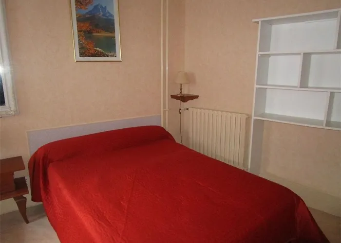 Cauterets: 2 Ch, 8 Pers, Wifi&parking - Fr-1-234-89 Apartment *