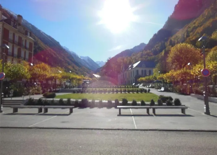 Apartment Cauterets: 2 Ch, 8 Pers, Wifi&parking - Fr-1-234-89 *